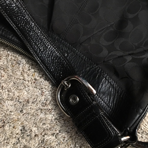 Coach Black Signature Purse - Picture 7 of 13